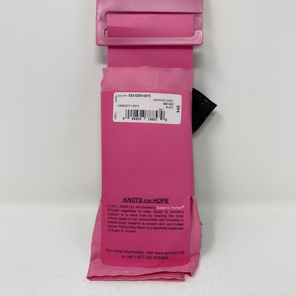 Susan G Komen Bow Tie & Pocket Square Combo - Picture 3 of 4